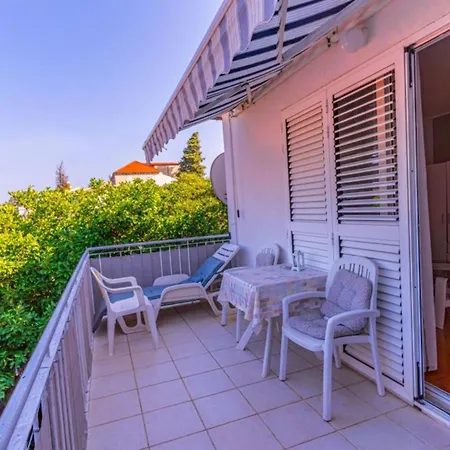 Sunset Tides With Terrace And Sea View *